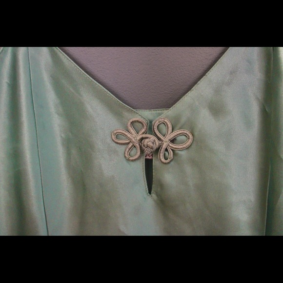 Versailles slip top- satin mint green - Picture 3 of 4